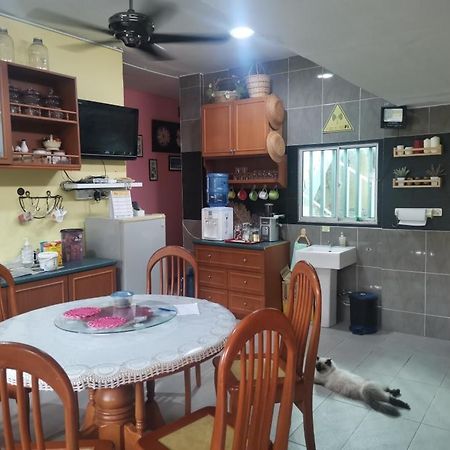 Apartamento Jazepuri - Jaze 1 Kuching Exterior foto