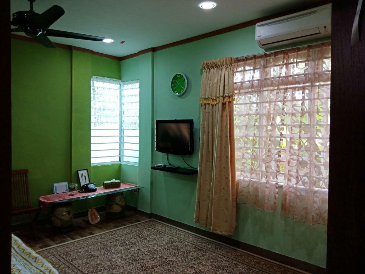 Apartamento Jazepuri - Jaze 1 Kuching Exterior foto