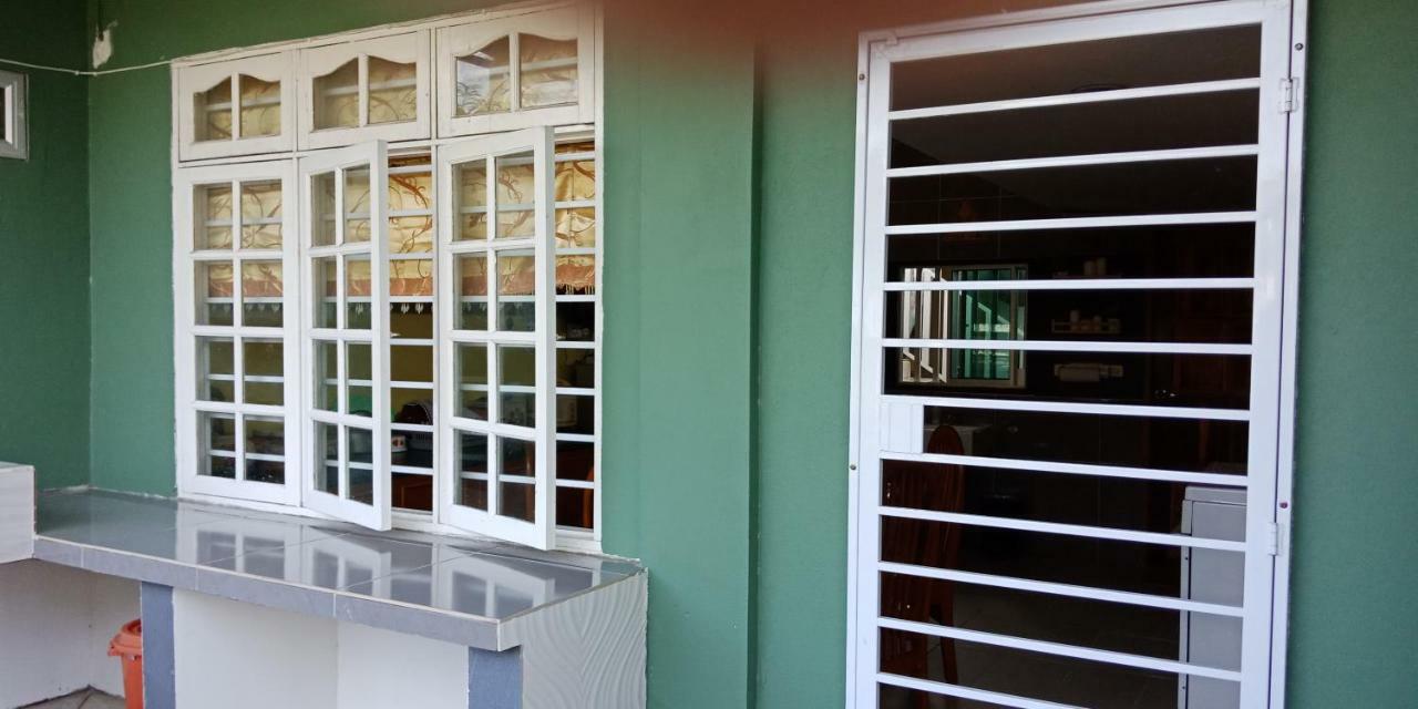 Apartamento Jazepuri - Jaze 1 Kuching Exterior foto